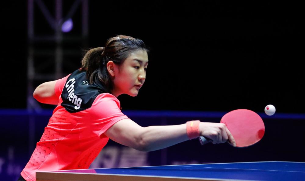 眼表现不仅 眼表现不仅